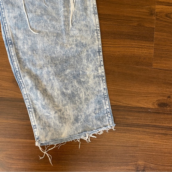 GAP Light Blue Distressed Jeans - Large - Picture 3 of 6